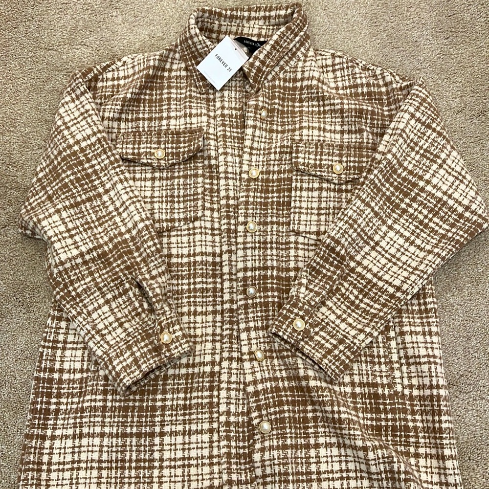 Forever 21 shaket with Pearl button detail